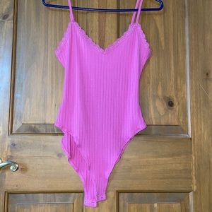 NWOT Forever 21 ribbed lace bodysuit